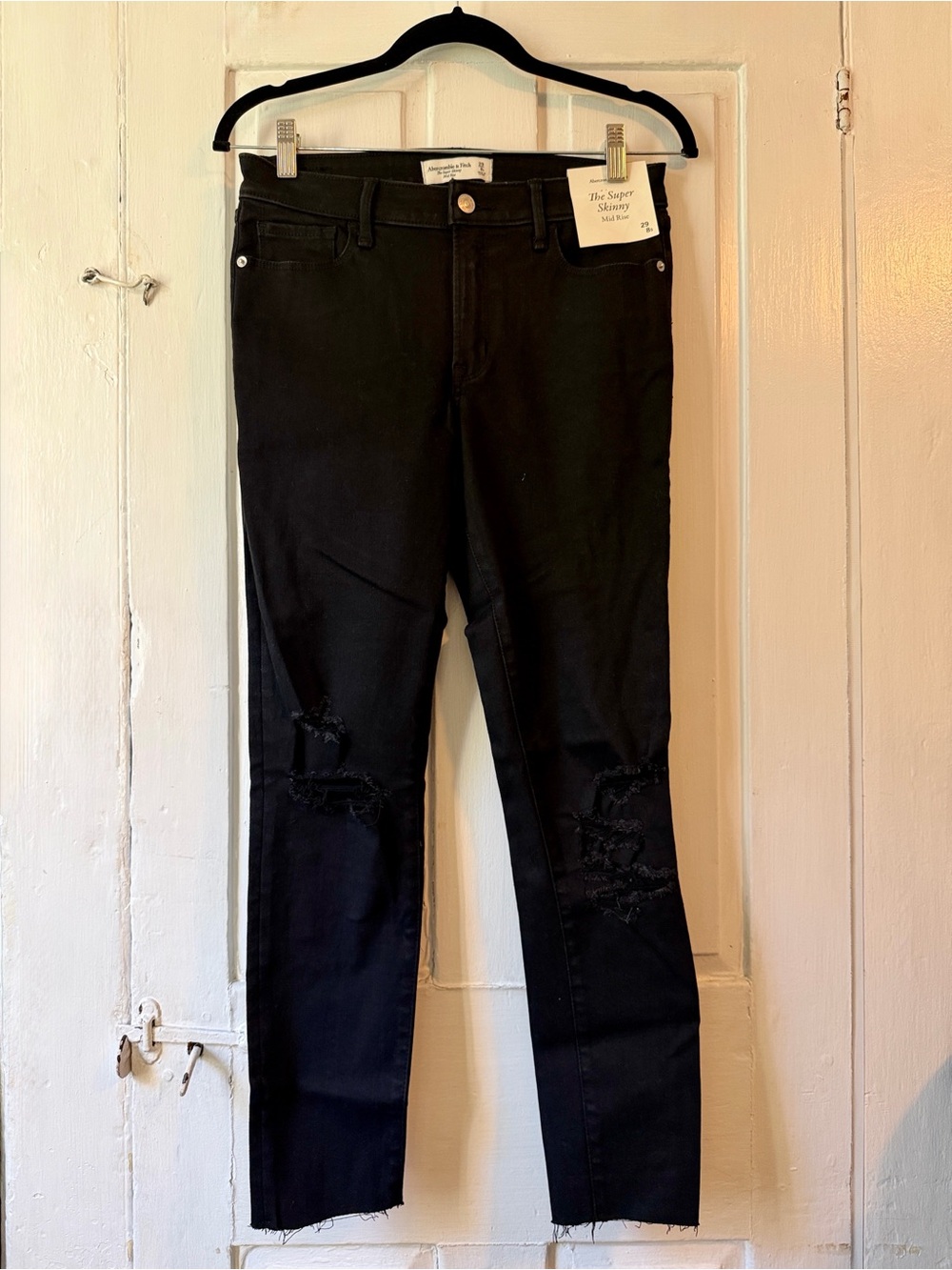 NWT Abercrombie The Super Skinny Mid Rise Ripped Black Jeans